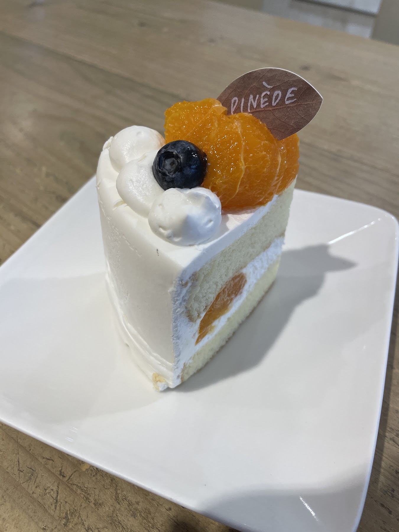 PINÈDE 彼內朵忠孝店水果鮮奶油蛋糕切片